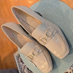 LIZ CLAIBORNE SIGNATURE WOMEN'S CREAM DRESS SHOES MEMORY FOAM SIZE 12 WIDE